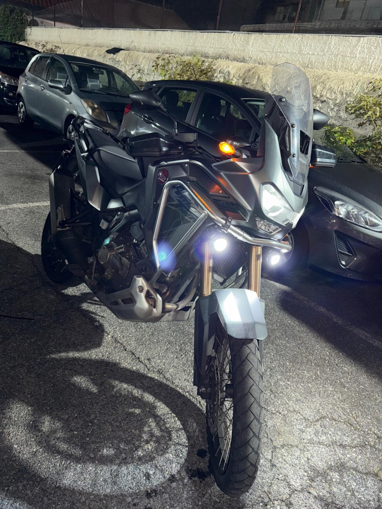 Honda Africa Twin 1.1 Adventure anno 2024 (AUTOMATICA)