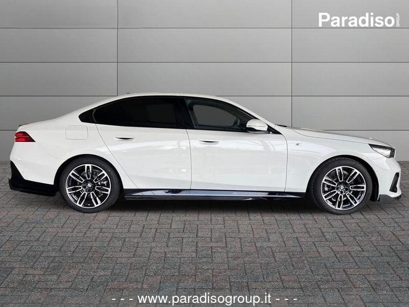 BMW Serie 5 520D XDRIVE - KM0 | 197CV DIESEL | MPERFORMANCE