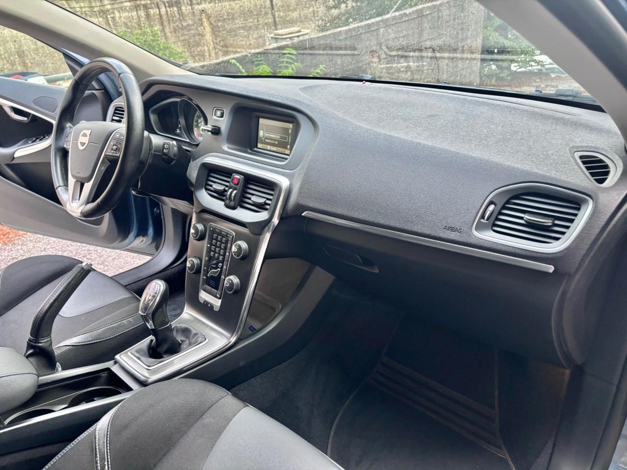 Volvo V40 D3 Momentum V40 2.0