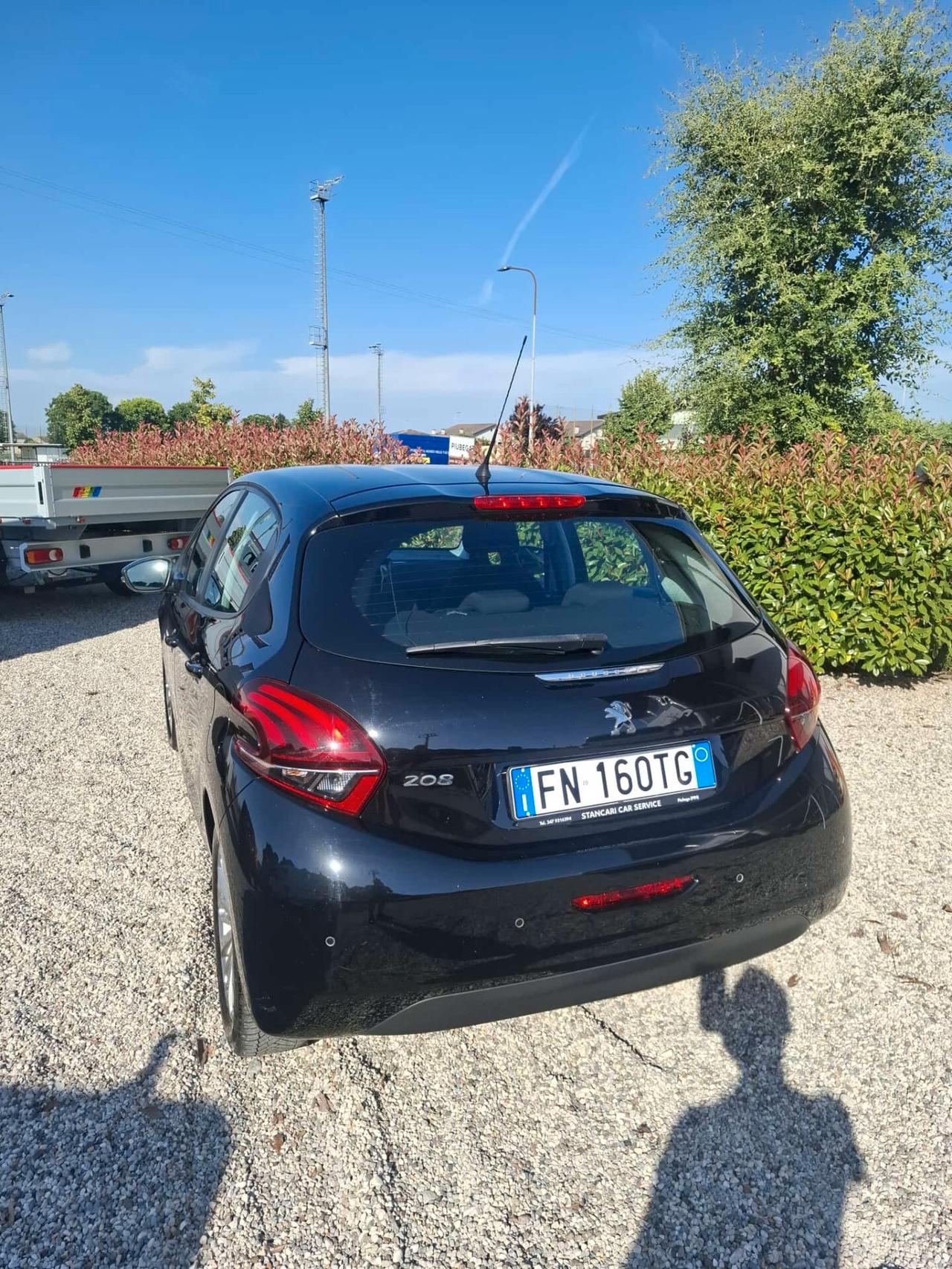Peugeot 208 PureTech 82 5p. GPL Active