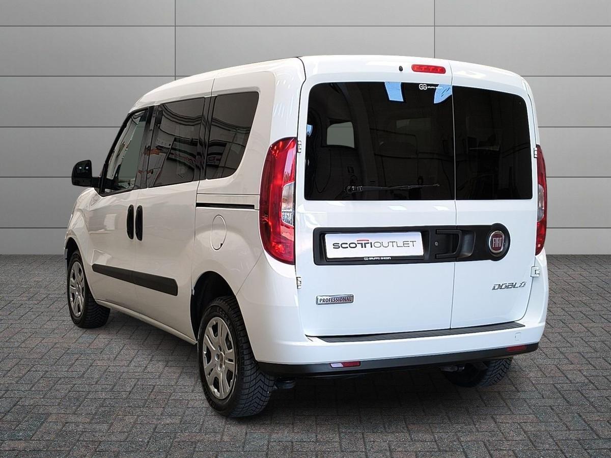 FIAT Doblò 3ª serie - Doblò 1.6 MJT 105CV S&S PC Combi N1 Lounge
