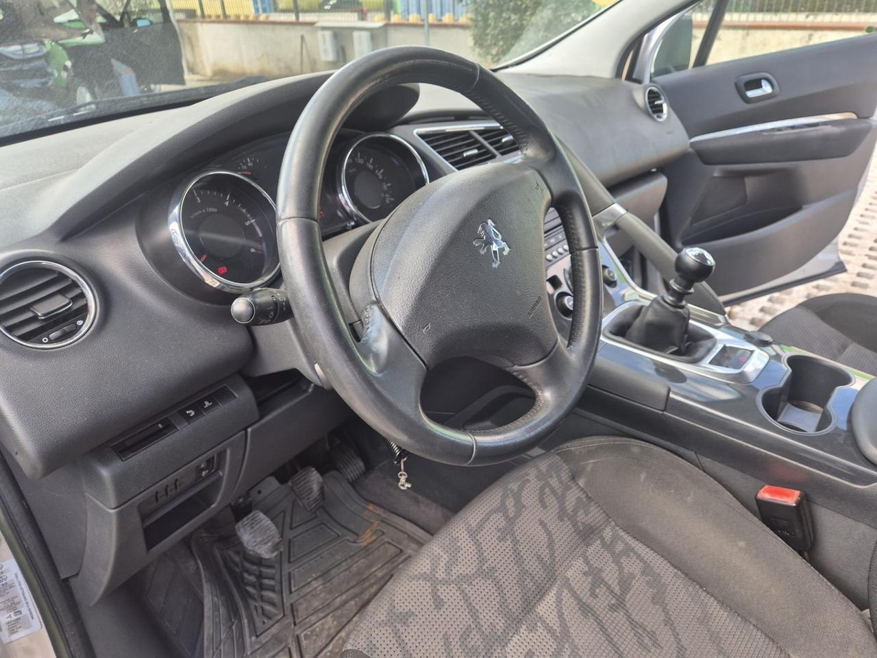 Peugeot 3008 2.0 HDi 150CV Business