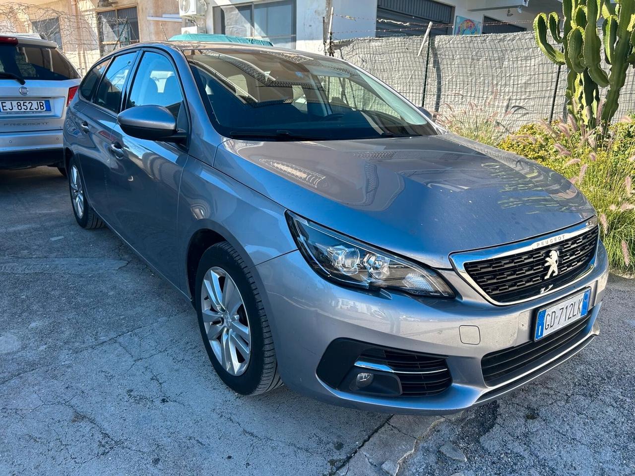 Peugeot 308 1.5BlueHDi 130 cv SW Business