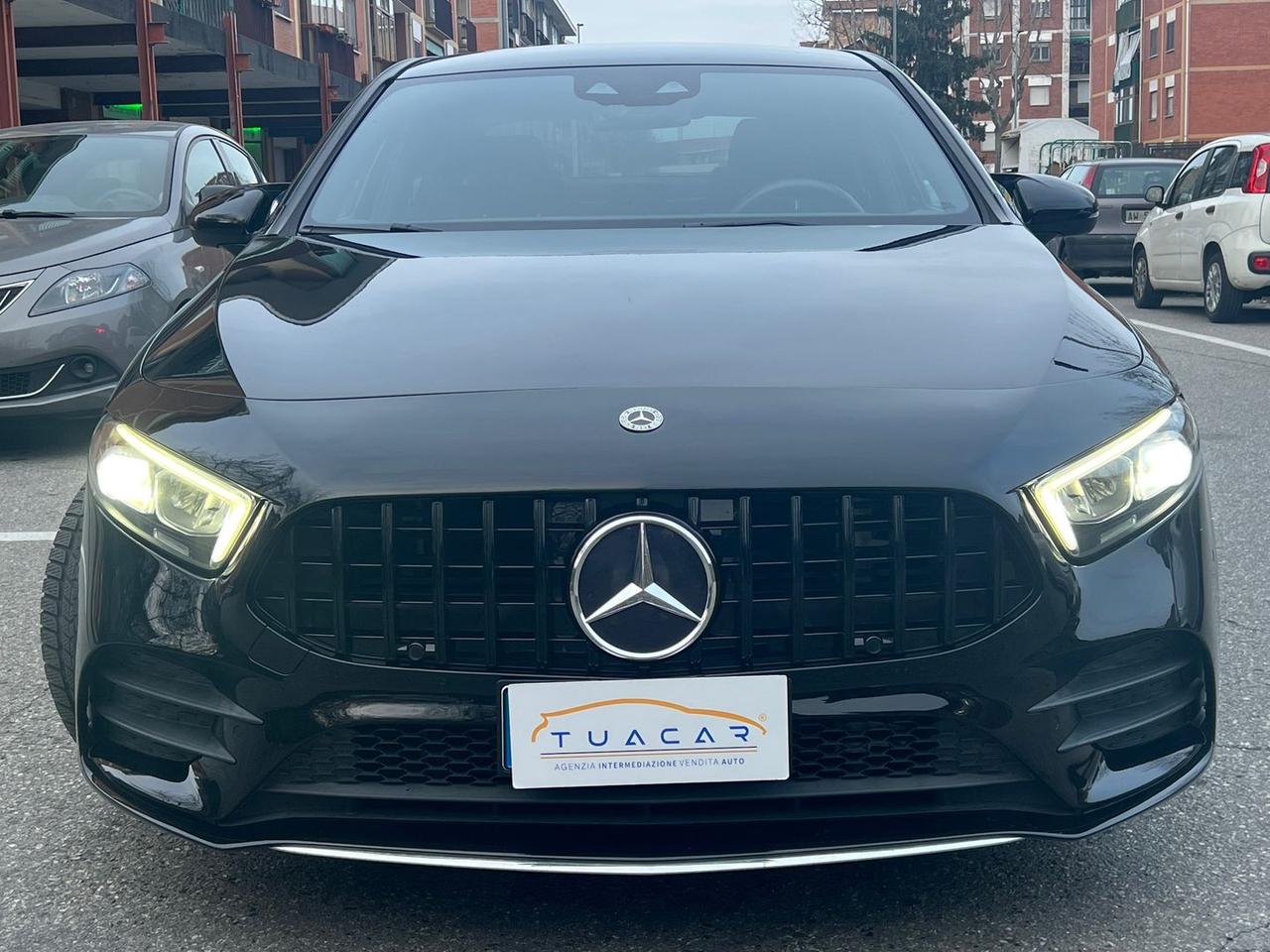 Mercedes-Benz A 200 AMG Line Premium A 200 #9772