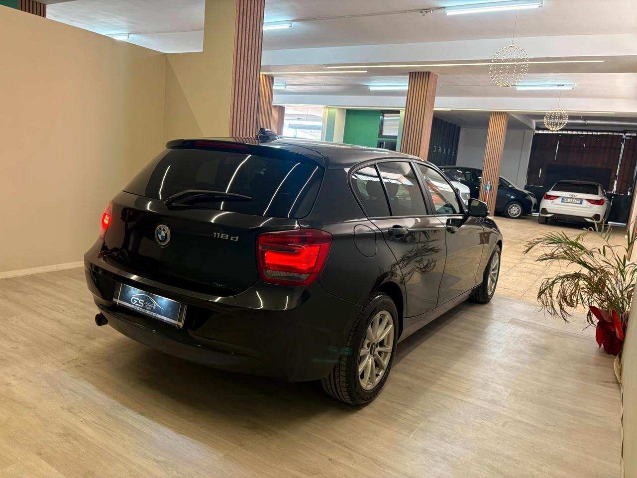 Bmw serie1 2000cc 143cv 118d 5p. Msport