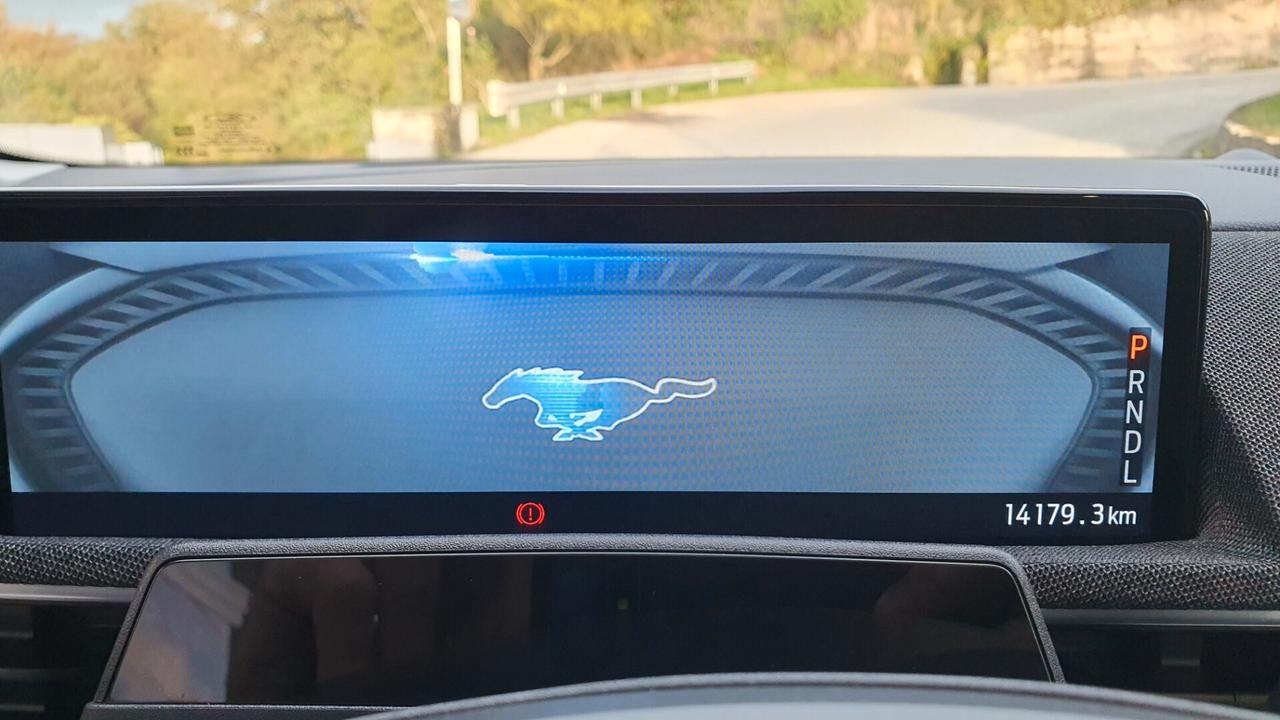 Ford Mustang Mach-E Premium RWD 294CV Extended Range (600KM) Batt. 99KWh