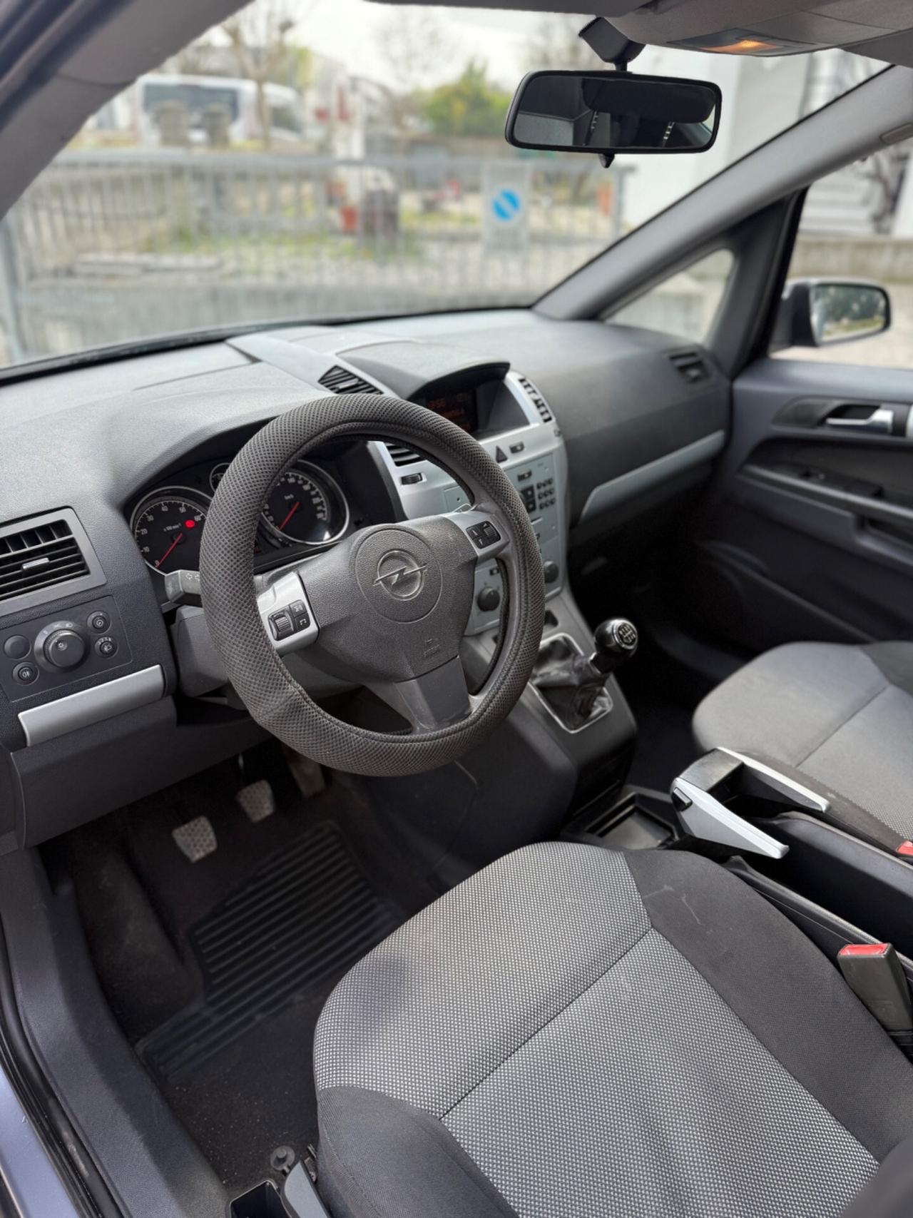 Opel Zafira 1.6 Turbo ecoMetano 2029 7 Posti