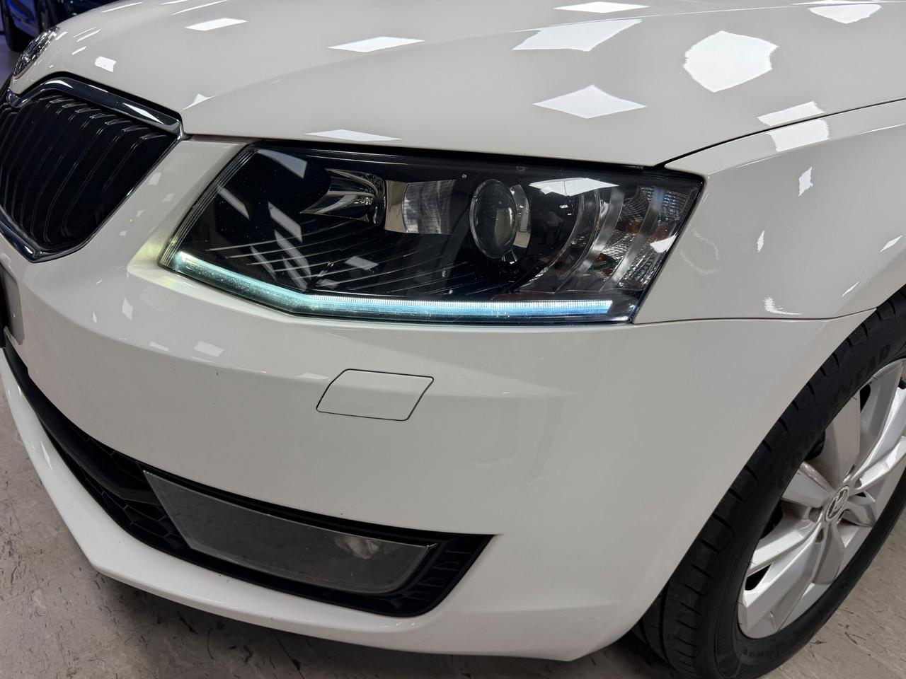 Skoda Octavia 1.6 TDI CR 110 CV DSG Wagon Style