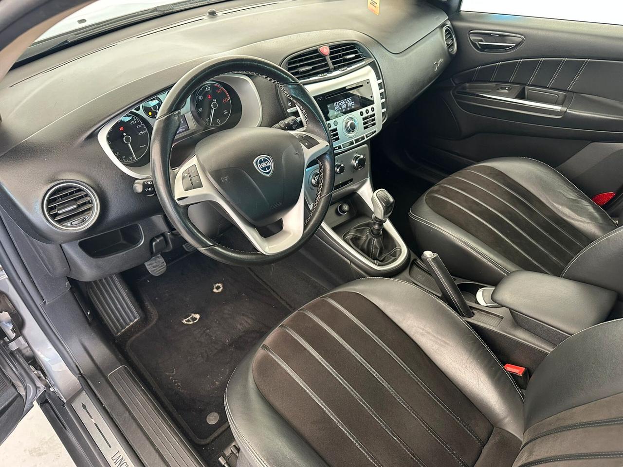 Lancia Delta 1.6 MJT 2009 100.000KM