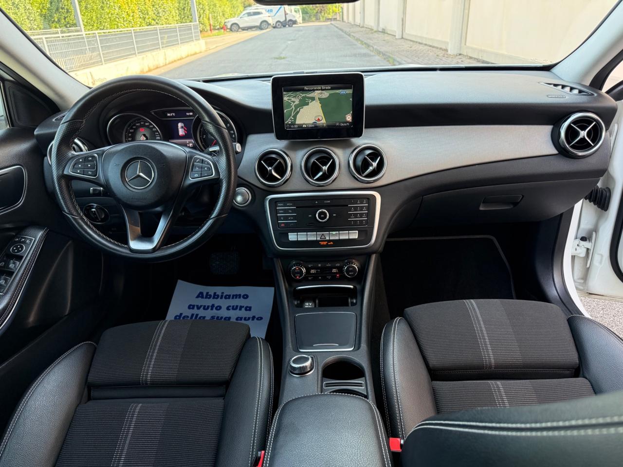 Mercedes-benz GLA 180 D Automatica 2018