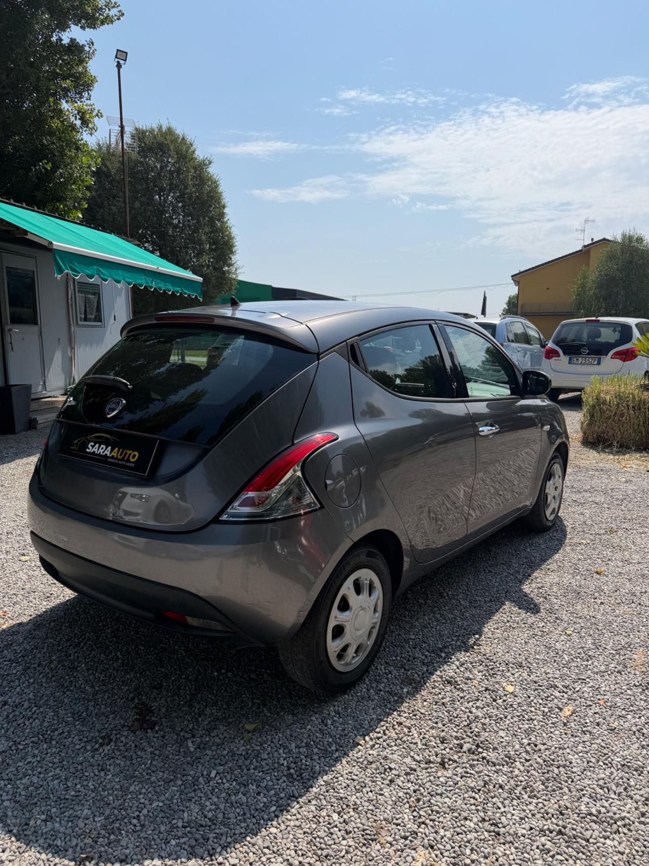 Lancia Ypsilon 1.2 69 CV 5 porte GPL Ecochic Elefantino