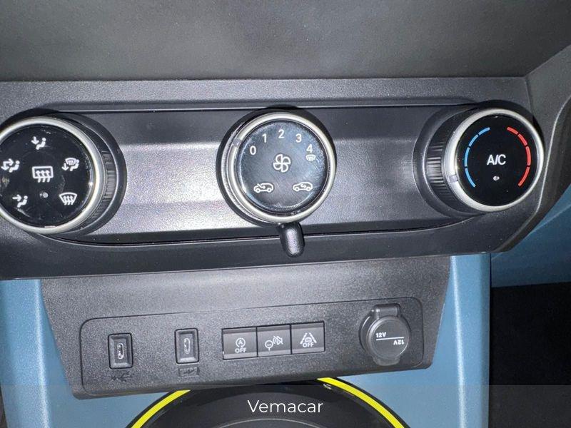 FIAT Grande Panda Benzina Benzina Icon ! R touch da 10,25" BT CAR PLAY!