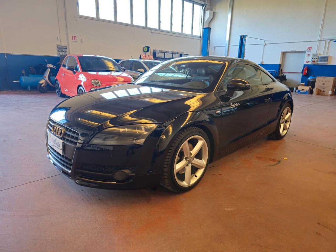 Audi TT Coupé 2.0 TFSI 200cv Manuale MK2