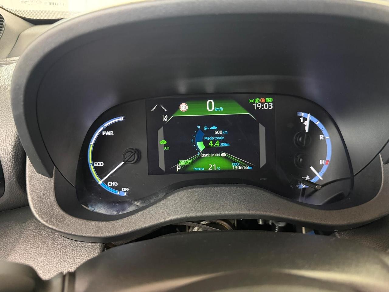Toyota Yaris Cross 1.5 Hybrid 5p. E-CVT AWD-i Trend