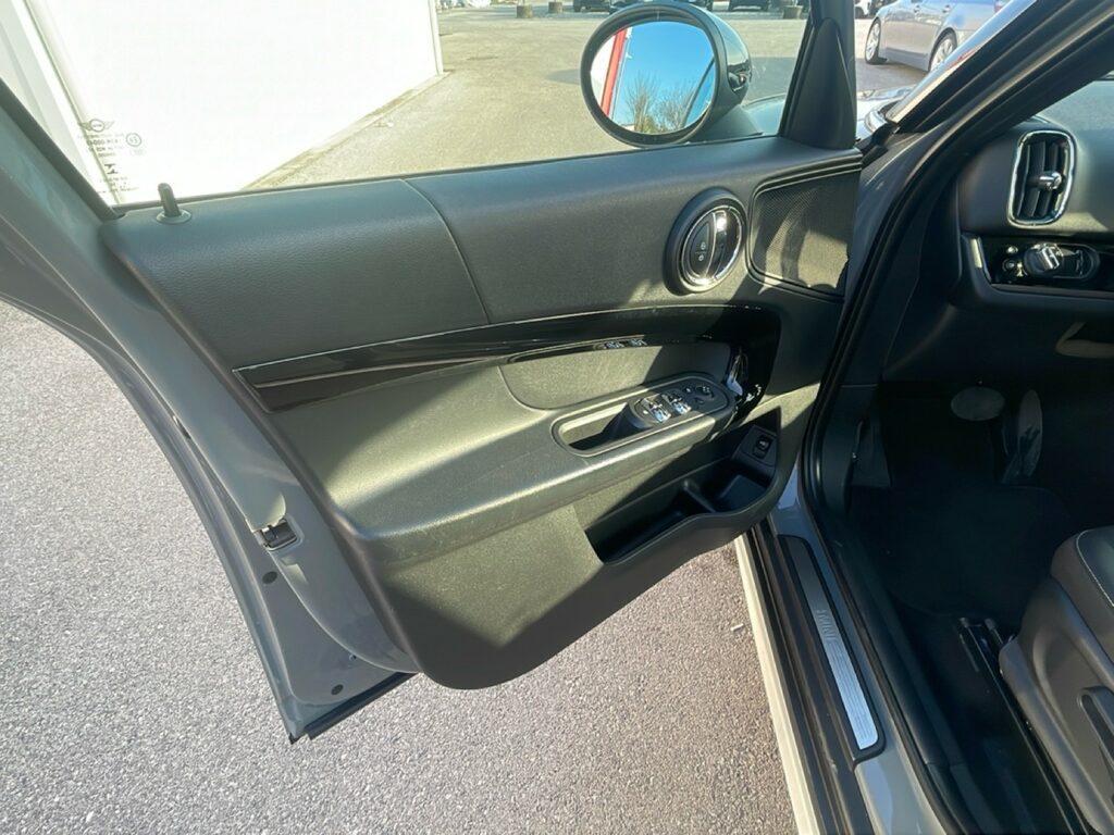 Mini Cooper D Countryman 2.0 TwinPower Turbo Cooper D Boost Steptronic