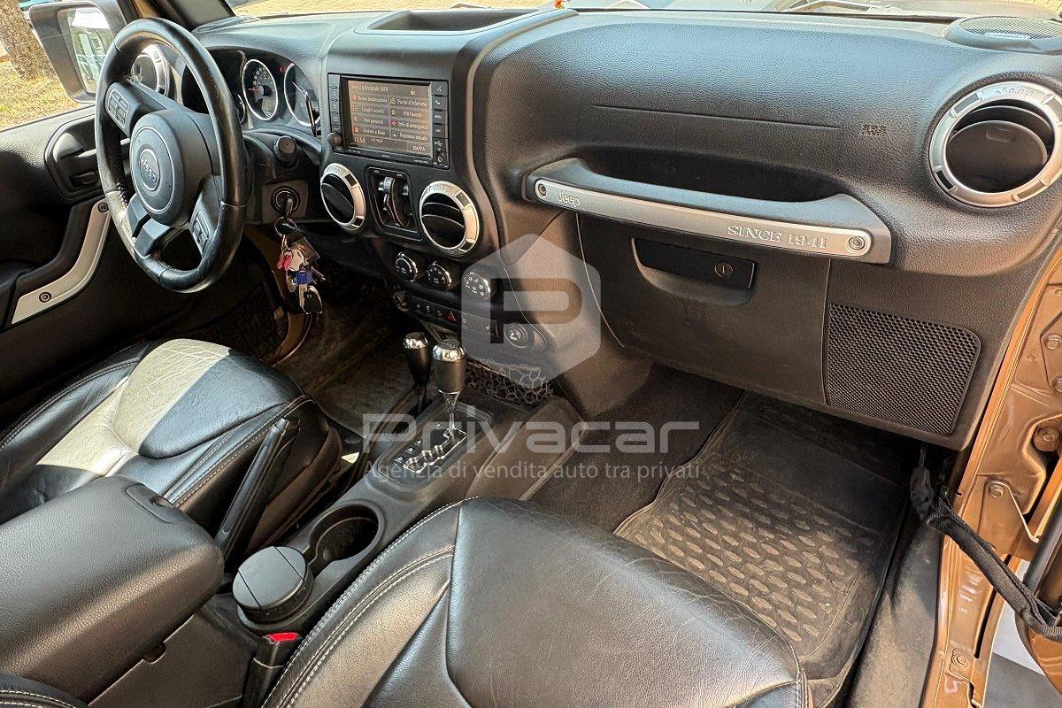 JEEP Wrangler Unlimited 2.8 CRD DPF Sahara Auto