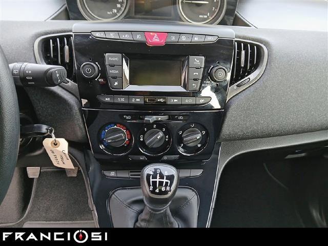 LANCIA Ypsilon 1.0 firefly hybrid Silver s&s 70cv