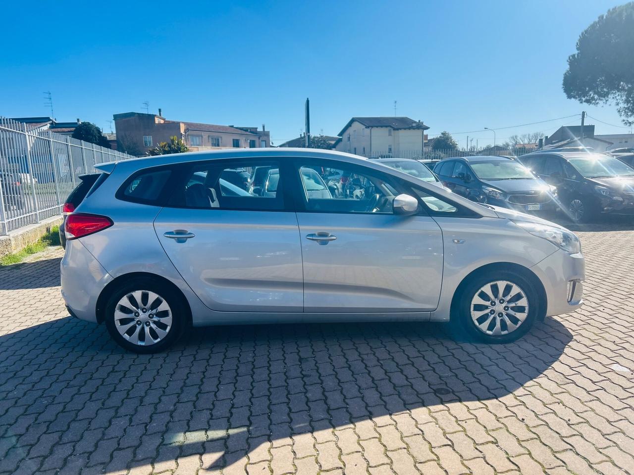 Kia Carens 1.7 CRDi 115 CV Cool