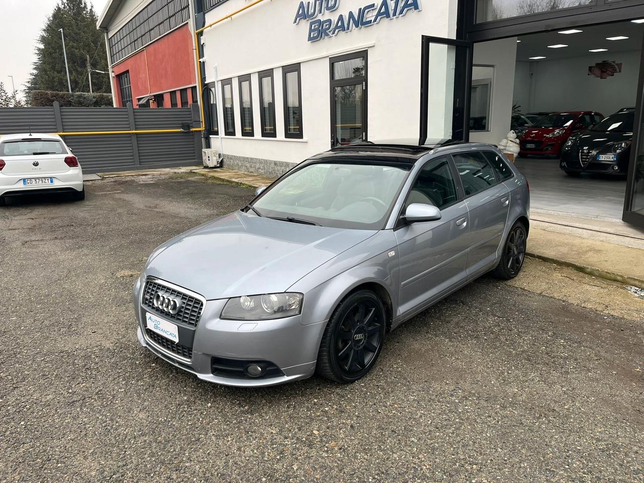 Audi A3 5p 2.0 tdi S-LINE
