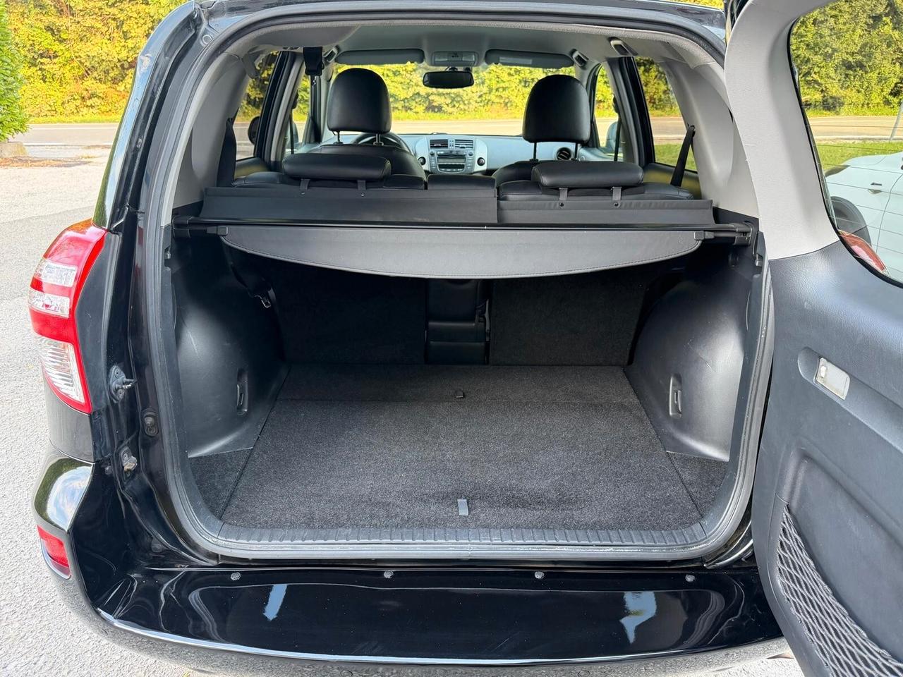 Toyota RAV 4 RAV4 Crossover 2.2 D-4D 150 CV DPF Exclusive