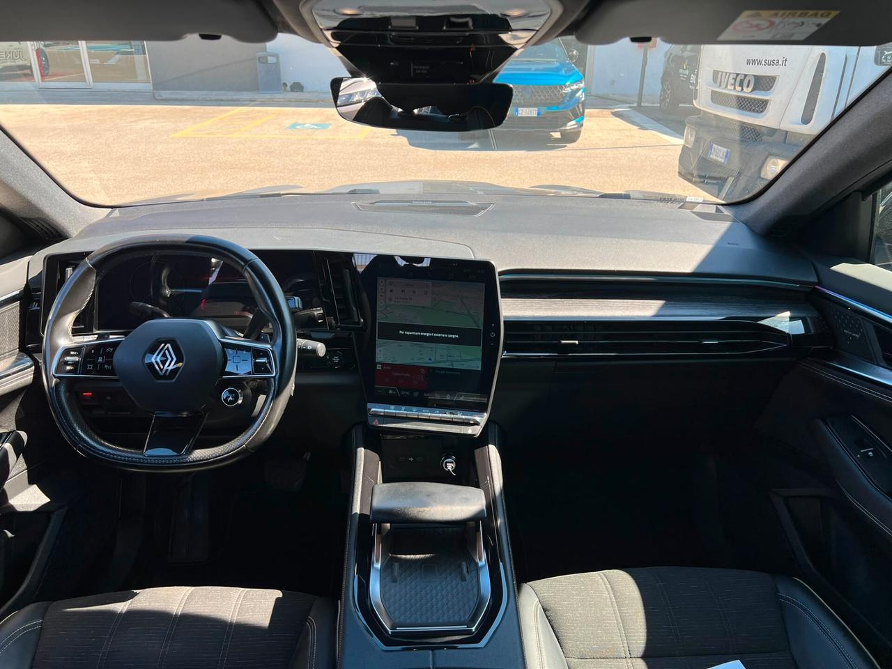 Renault Austral 1.2 E-Tech full hybrid 200cv Iconic Auto