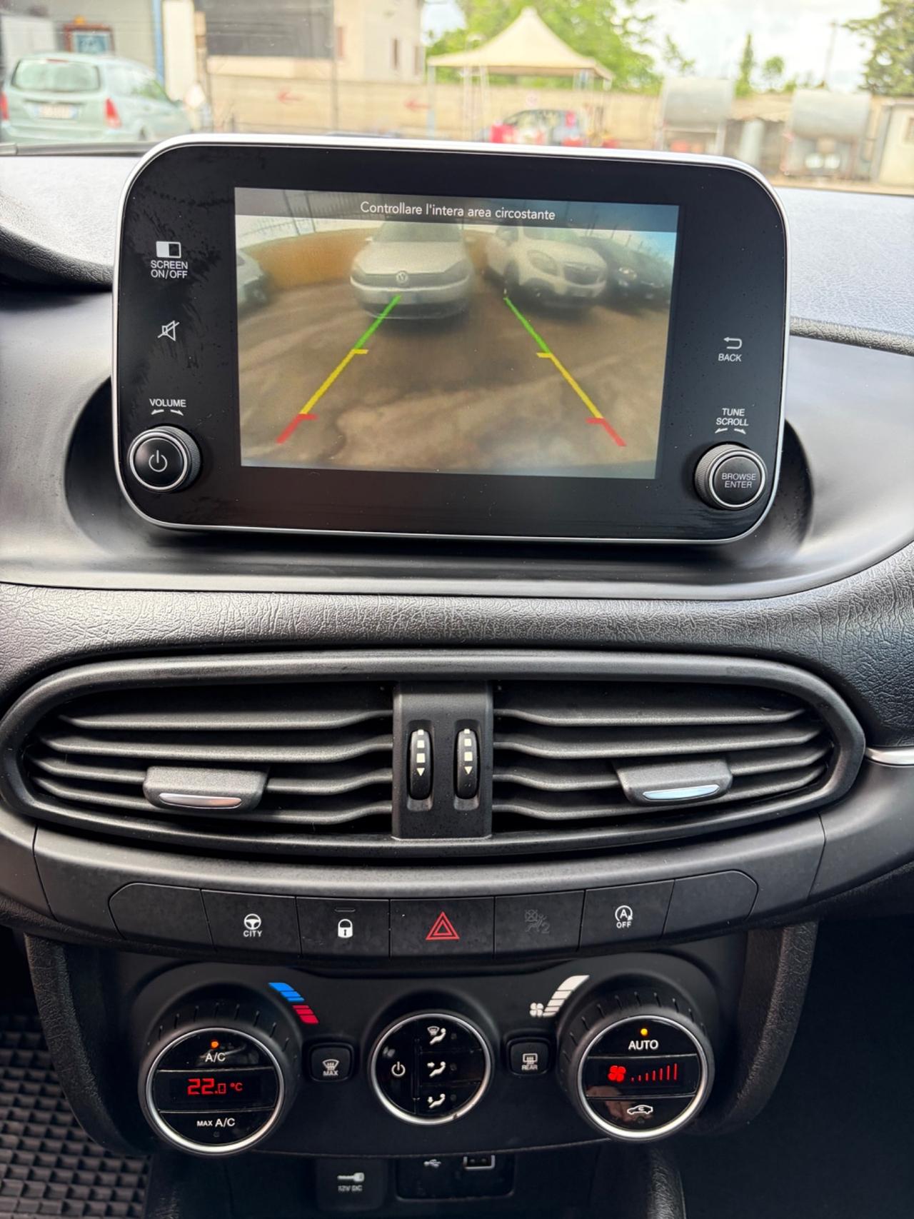 Fiat Tipo 1.6 Mjt S&S SW Lounge
