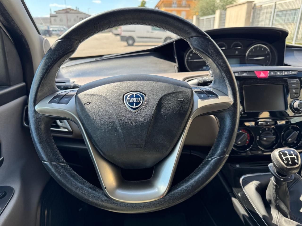 Lancia Ypsilon 1.2 benzina/GPL Ecochic Gold
