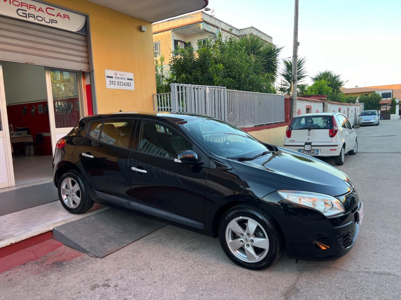 Renault Megane Mégane C-C 1.5 dCi 110CV Floride