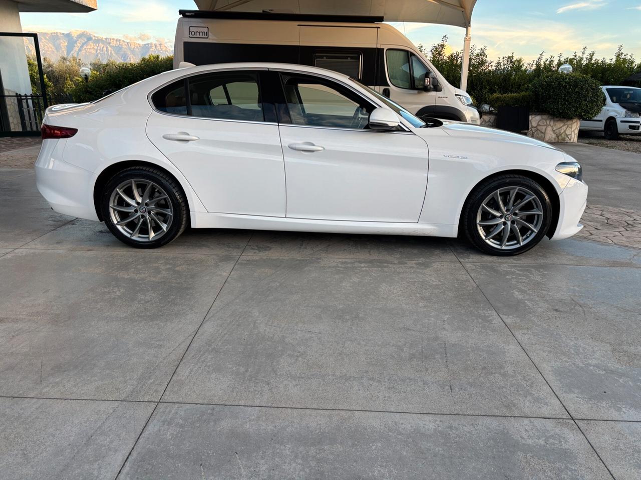 Alfa Romeo Giulia 2.2 Turbodiesel 210 CV Q4 Veloce