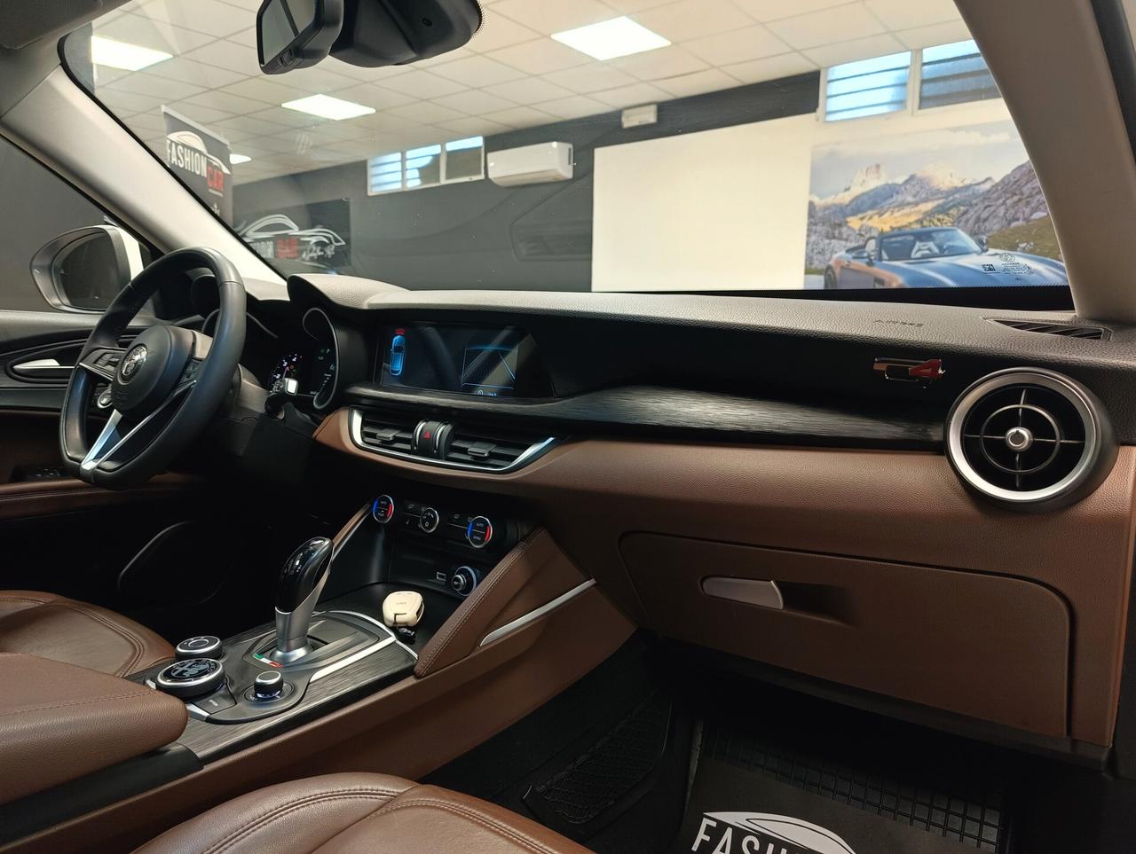 Alfa Romeo Stelvio 2.2 Turbodiesel 210 CV AT8 Q4 Super