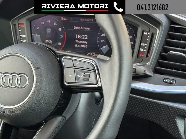 AUDI A1 SPB 30 TFSI S tronic Black Line