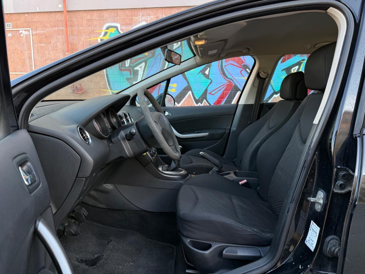 Peugeot 308Restayling 1.6 HDi 90CV SW Premium Perfetta