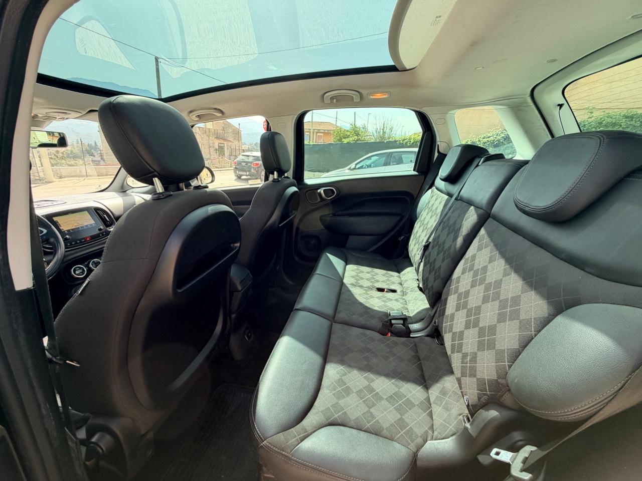 Fiat 500L 1.6 Multijet 120 CV Mirror