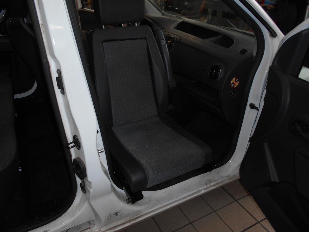 Dacia Dokker 1.5 dci 95 cv " TRASPORTO PERSONE CON DISABILITA' "