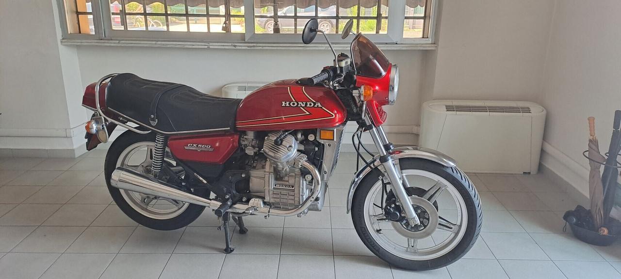 HONDA CX 500 - KM. 3.900 UNICO PROPRIETARIO - APPENA TAGLIANDATA GOMME MICHELIN NUOVE!