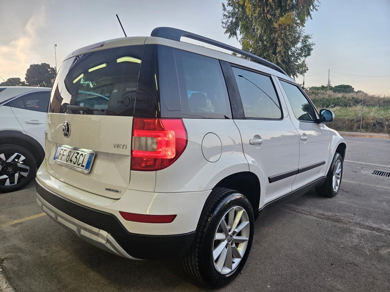 Skoda Yeti 1.6 diesel 77kw 105CV full