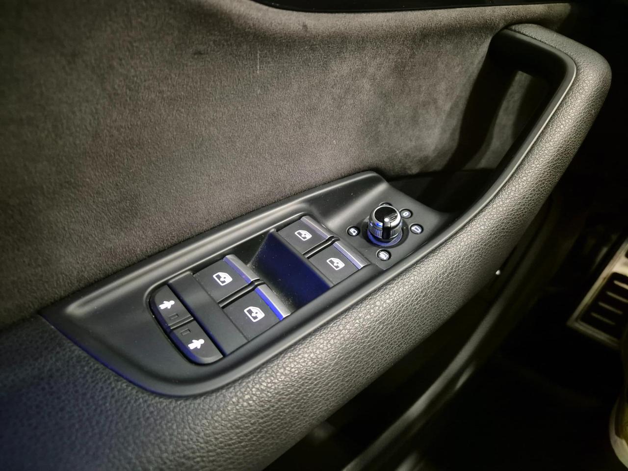 Audi Q7 3.0 tdi S Line quattro tiptronic - Cam - Cruise/Lim - Tetto