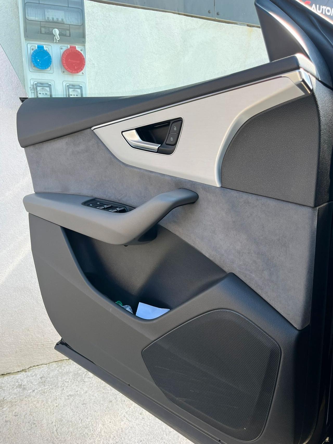 Audi Q8 50 TDI 286 CV quattro tiptronic Sport