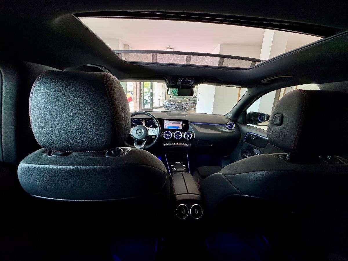 Mercedes-Benz GLA 200 d Automatic 4Matic Premium