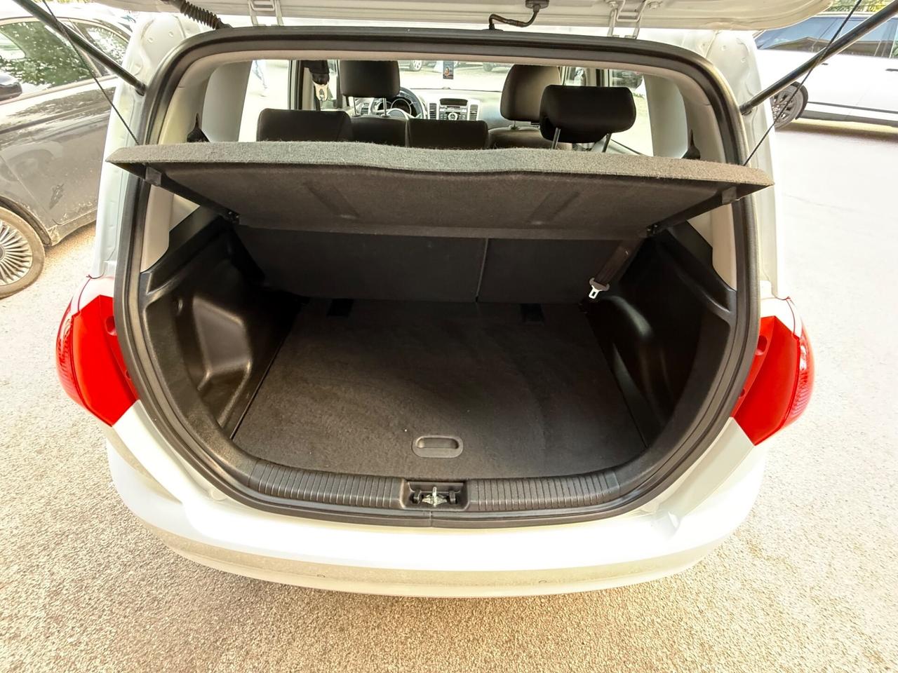 Kia Venga 1.4 EcoGPL 90cv - OK Neopatentati