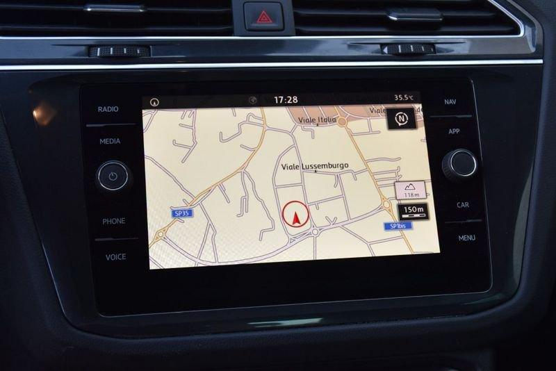 Volkswagen Tiguan 2.0 TDI SCR DSG Business BMT *NAVIGATORE*