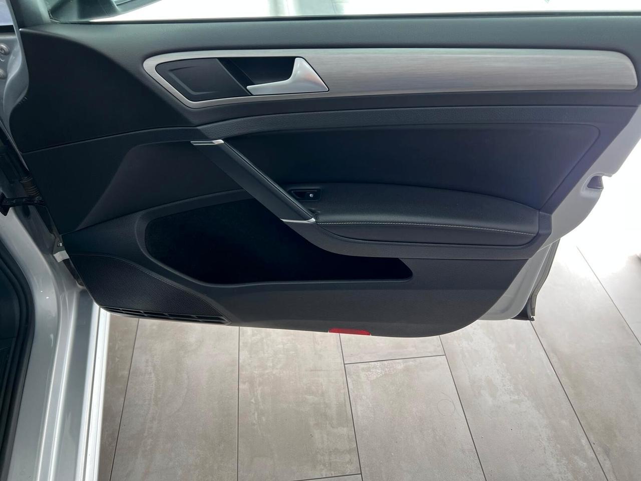 Volkswagen Golf 2.0 TDI 5p. Sport BlueMotion Technology