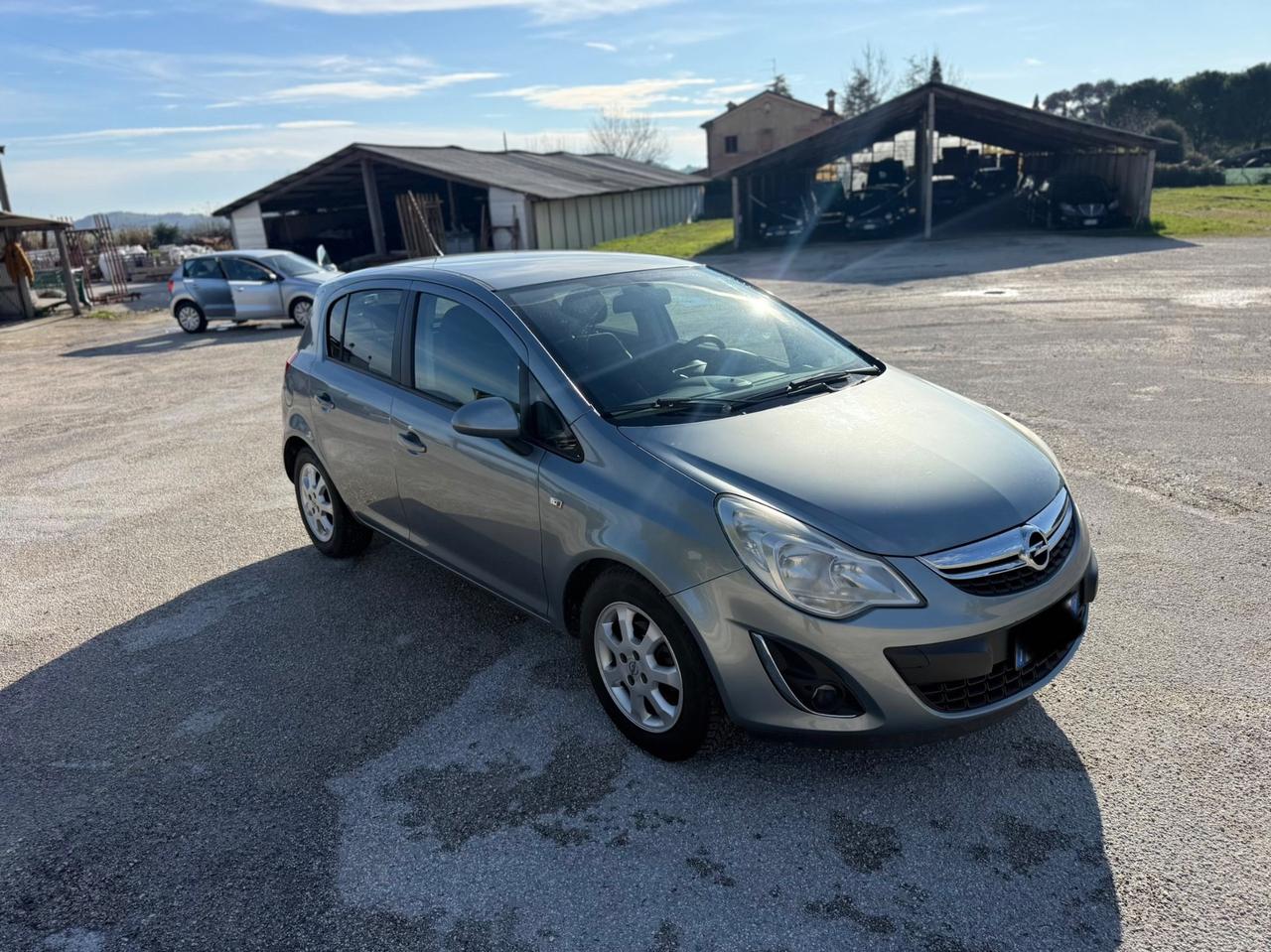 Opel Corsa 1.2 Benzina/Metano Neopatentati UNIPROPRI