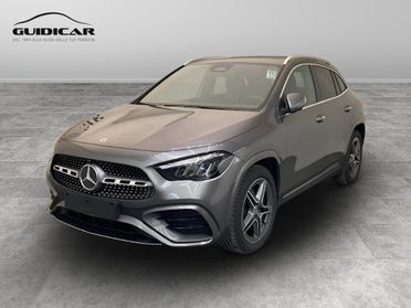 Mercedes-Benz GLA 180 d Automatic