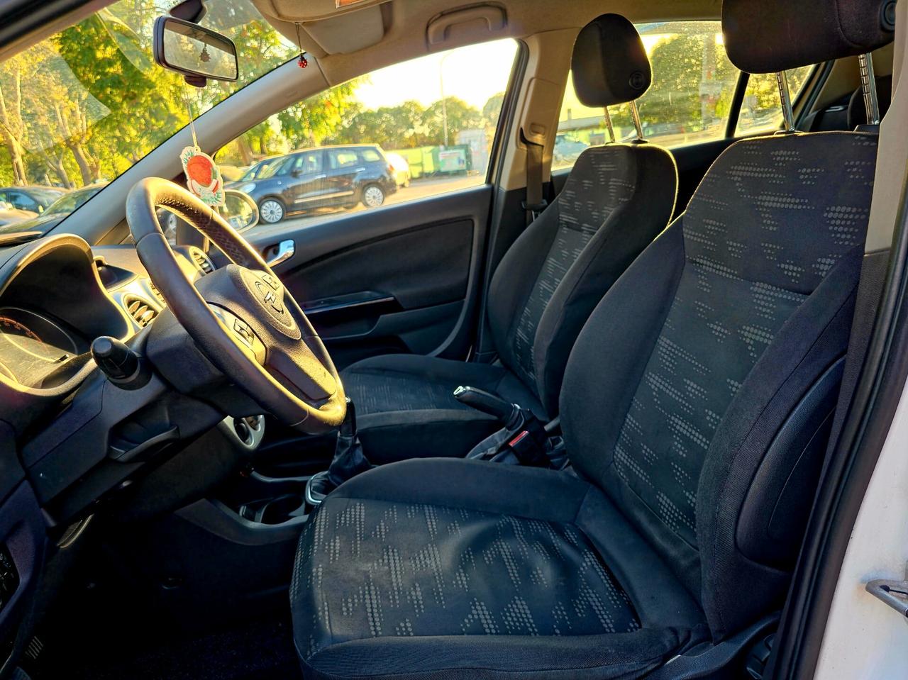 Opel Corsa 1.2 5 porte Cosmo 2011-E5 Manuale NEO