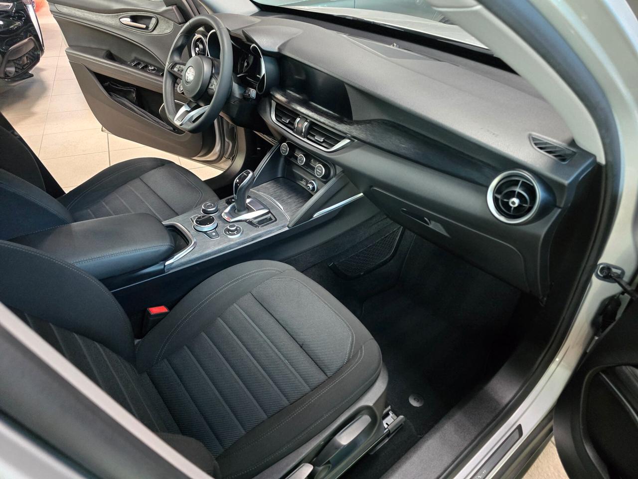 Alfa Romeo Stelvio 2.2 diesel SENZA VINCOLI FINANZIARI