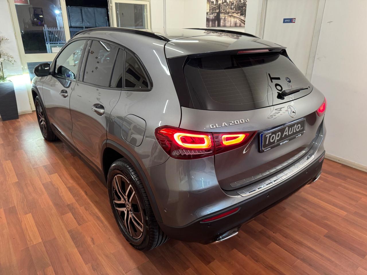 MERCEDES-BENZ GLA 200 d AUTO SPORT NIGHT EDITION