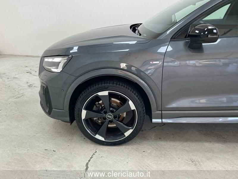 Audi Q2 35 TDI quattro S tronic Identity Black