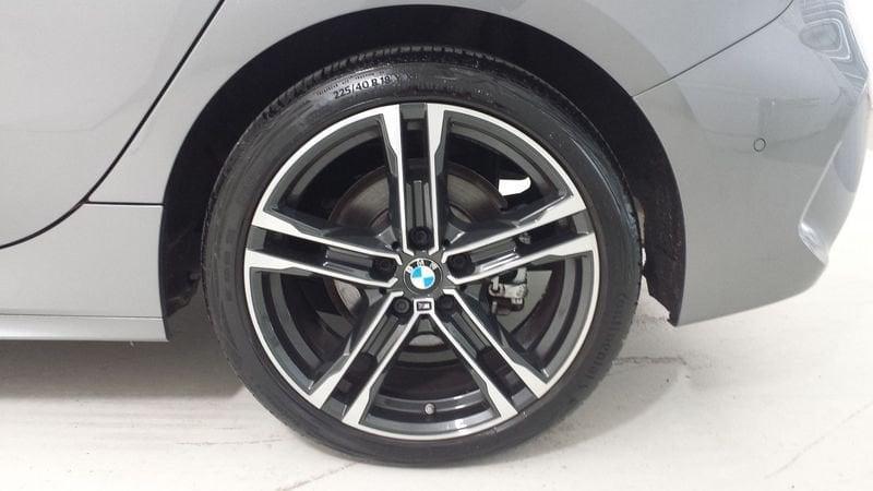 BMW Serie 1 F40 Diesel 118d auto