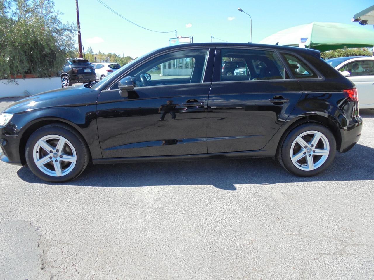 Audi A3 SPB 1.6 TDI 116 CV S tronic Business